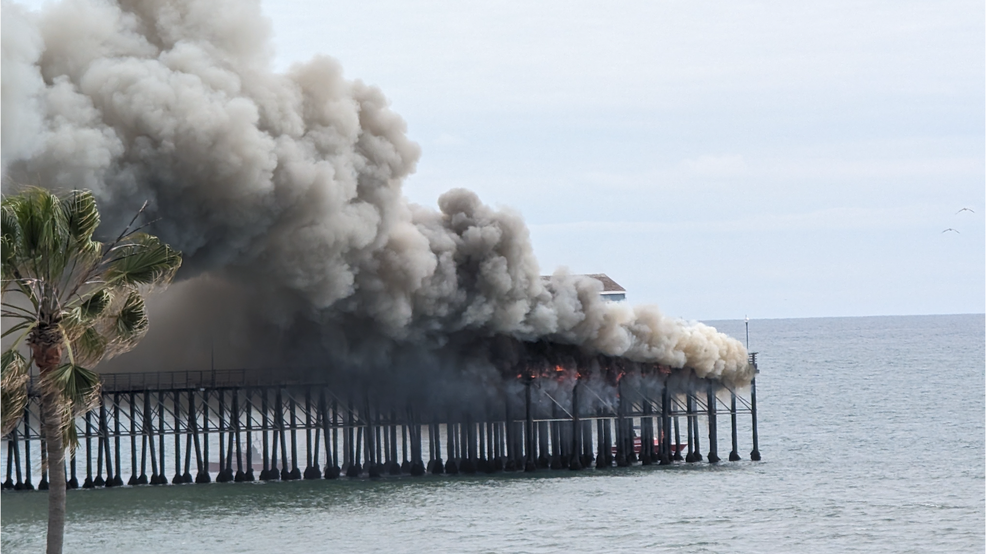 oceanside pier fire